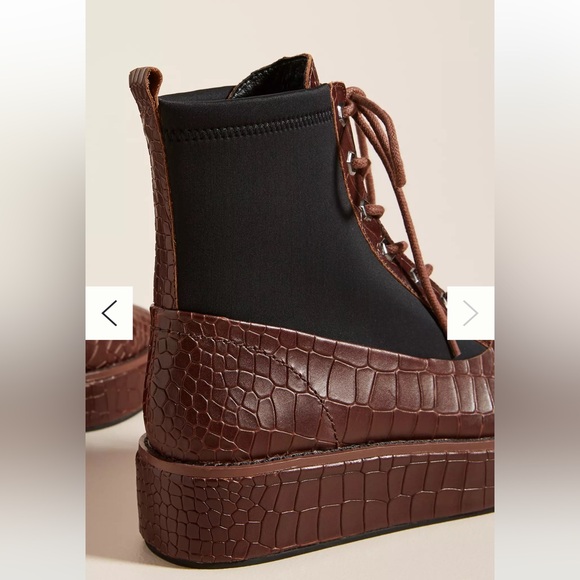 Anthropologie Kelsi Dagger Brooklyn Freeze
Platform Boots size 8. - Picture 4 of 10